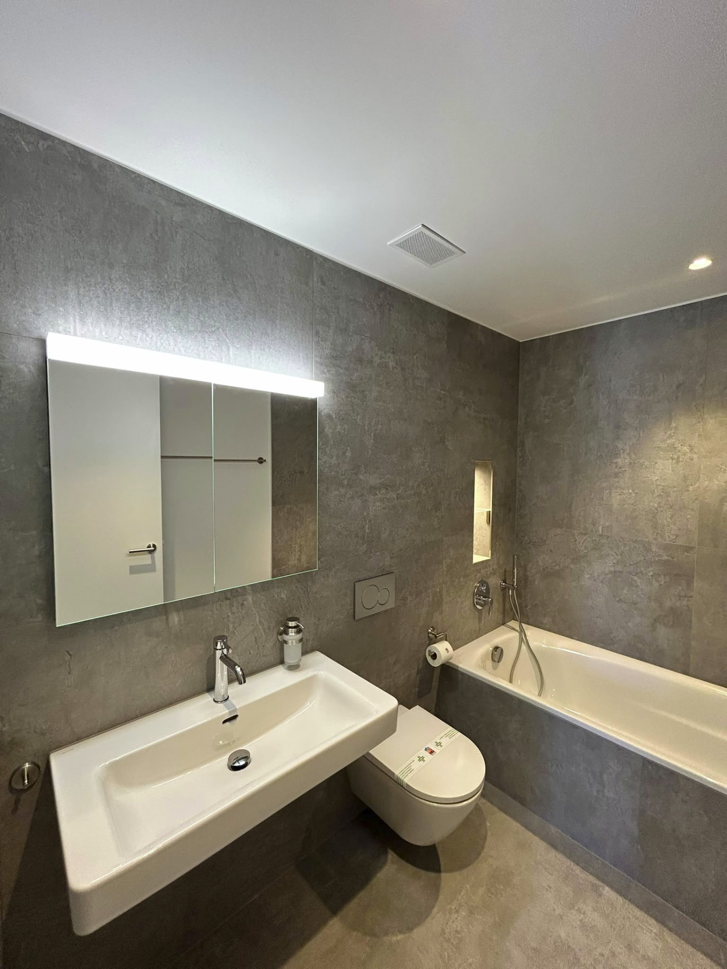 Badezimmer in Betonoptik