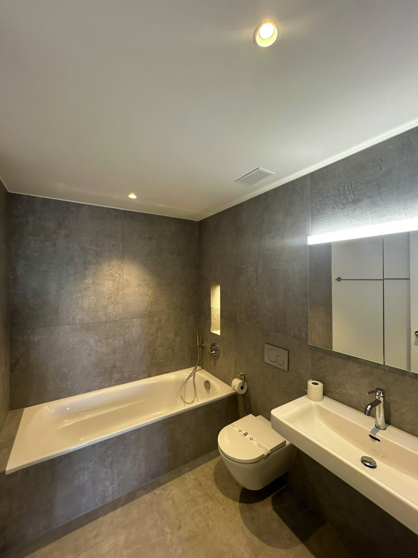 Badezimmer in Betonoptik